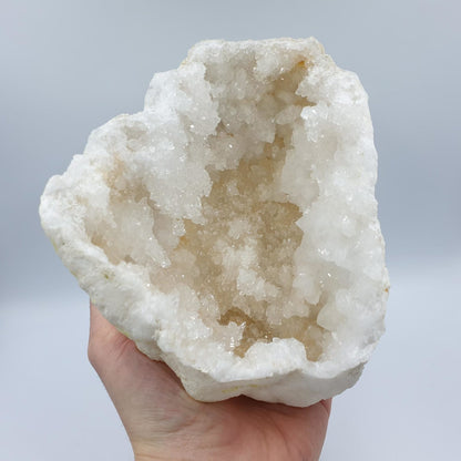 GÉODE QUARTZ SUPÉRIEUR 20-25 CM
